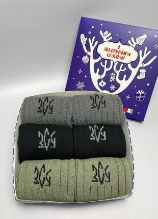 Новорічний подарунковий бокс чоловічих високих зимових теплих патріотичних шкарпеток 6 пар 41-45 для хлопця ms4 фото