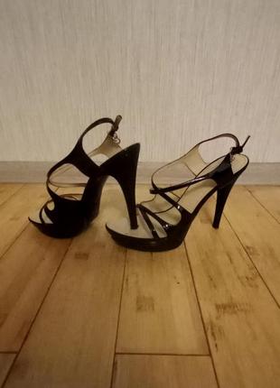 Босоніжки guess 39р.