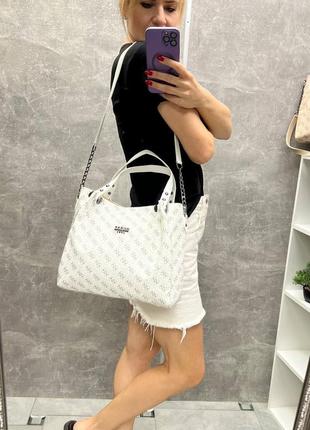 Велика жіноча сумка формату а4 з довгим ремінцем, guess8 фото