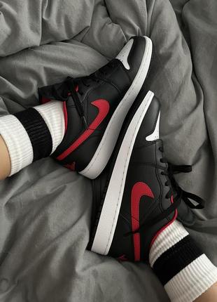 Кроссовки nike magnolia air jordan low 1 кожа оригинал с оф сайта