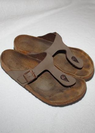 Шлепанцы сланцы фирмы birkenstock 43 размера по стельке указано 27,5 см.1 фото