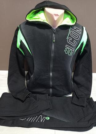 Костюм утепленный для мальчика подростка венгрия  сон на 9-18 лет двойка куртка и штаны  черный с зеленым