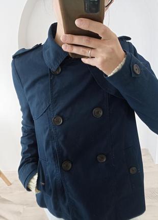 Темно-синяя куртка, размер м3 фото