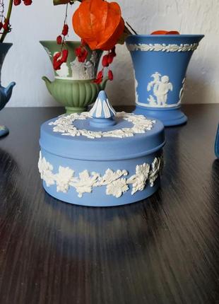 Wedgwood шкатулка фарфоровая