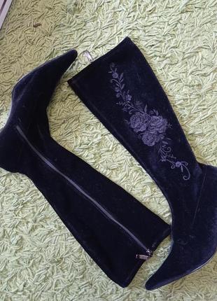 Сапоги с вышивкой etam
