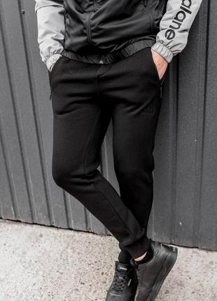 Зимние чёрные спортивные штаны брюки на флисе adidas чорні спортивні штани на флісі дуже теплі adidas3 фото