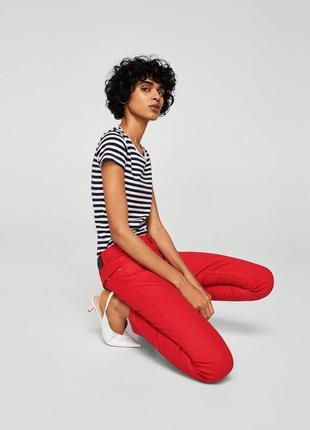 Женские стрейчевые джинсы скинни красного цвета mango3 фото