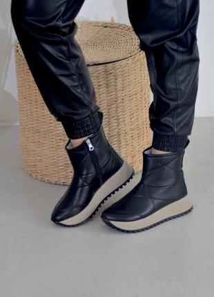 Ботинки сапожки под дутики кожаные черные зимние на овчине1 фото