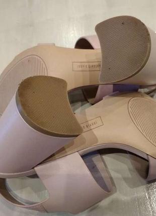 Босоніжки шкіряні9 фото