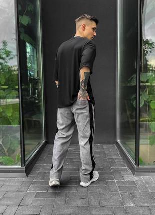 Серые брюки вельветовые с лампасами