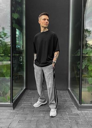 Серые брюки вельветовые с лампасами