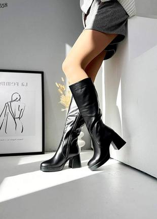 Класні чоботи на зручних підборах демісезонні та зимові3 фото