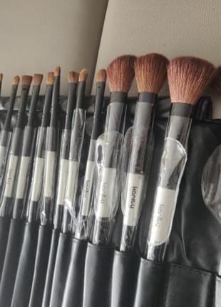 Набір кистей для макіяжу karity 24 pc