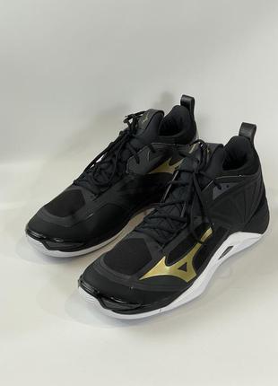 Чоловічі волейбольні кросівки mizuno wave momentum розмір 52,52 фото