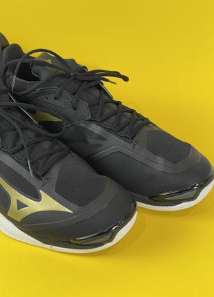 Чоловічі волейбольні кросівки mizuno wave momentum розмір 52,56 фото