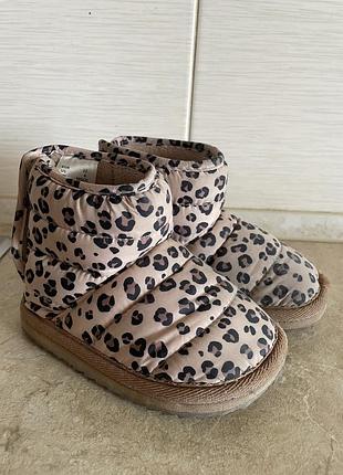 Дитячі чобітки