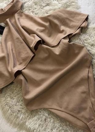 Боді халтер з воланом new look р.14