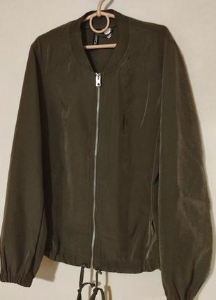 Бомбер/ветровка h&m