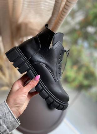 Женские черные зимние ботинки на шнурках натуральная кожа3 фото
