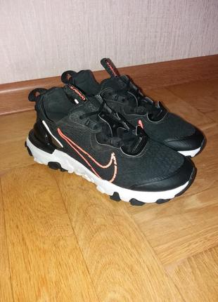 Кроссовки nike 35-36р. оригинал.