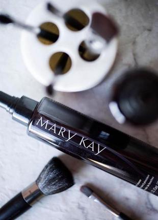 Засіб для очищення косметичних пензлів mary kay