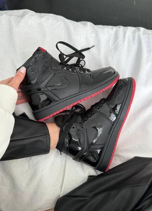 Женские кроссовки nike air jordan 1 retro patent black/red2 фото