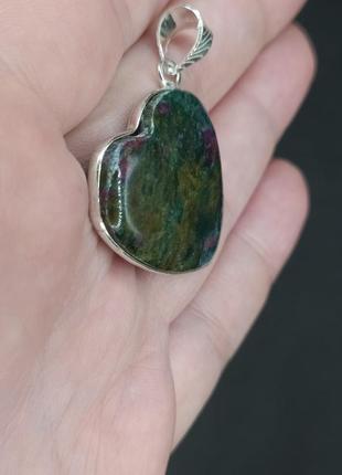 Кулон сердце рубин в фуксите 3