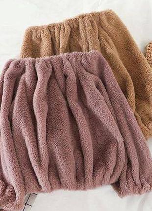 Тепла плюшева кофта светр з відкритими плечима махрова з рукавами ліхтариками оверсайз вільного крою на резинці5 фото