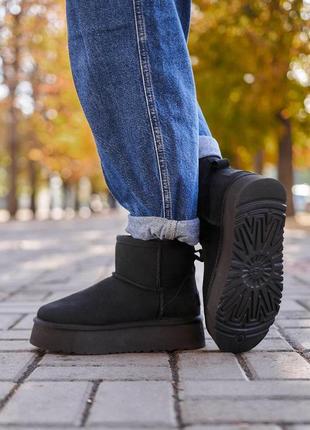 Женские черные базовые трендовые угги ugg classic mini platform black 20237 фото