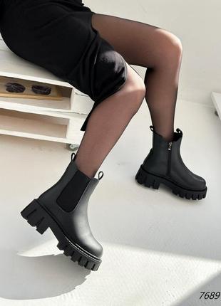 Распродажа натуральные кожаные зимние черные ботинки - челси на тракторной подошве 41р.4 фото