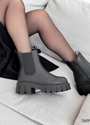 Распродажа натуральные кожаные зимние черные ботинки - челси на тракторной подошве 41р.7 фото
