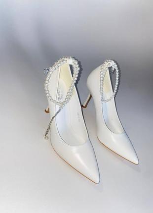 Туфли белые на каблуке женские нарядные, экокожа5 фото
