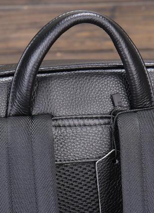 Кожаный городской мужской рюкзак с тиснением в клетку черный большой ранец из натуральной кожи качественный4 фото