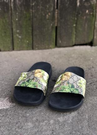 Сланцы слансы gucci bloom print sandal