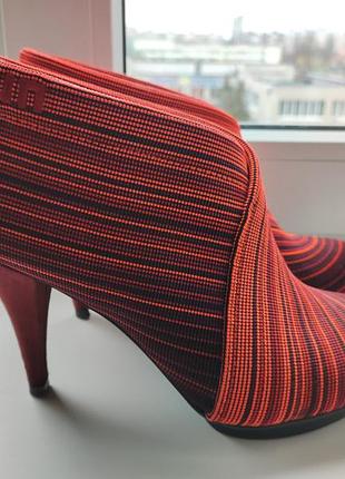 Ботильоны ботиночки un united nude