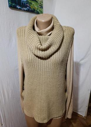 Бежевый жилет женский р.48-50