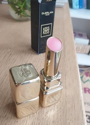 Guerlain kisskiss bee glow питательный и увлажняющий бальзам для губ1 фото