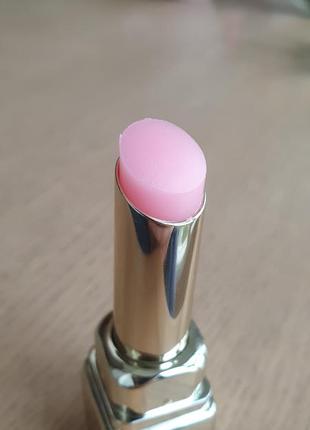 Guerlain kisskiss bee glow питательный и увлажняющий бальзам для губ3 фото