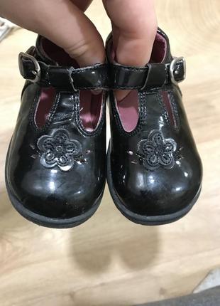 Мега стильні чорні туфельки stride rite usa