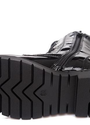 Детские демисезонные лаковые черные ботинки для девочки webestep 32-37