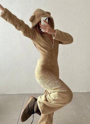 Жіноча піжамка-комбінезон з вушками на капюшоні, мокко