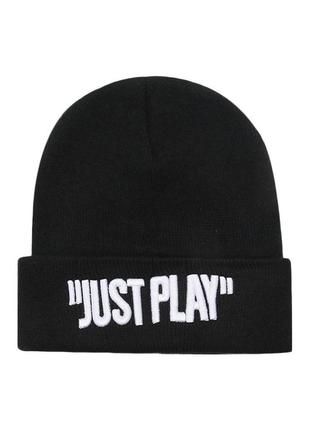Тепла шапка із вишивкою "просто грай". зимово-осіння шапка у вуличному стилі для чоловіків та жінок1 фото
