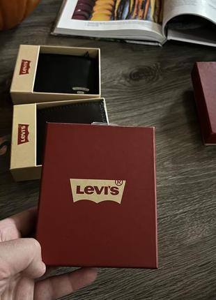 Портмоне мужское levi's, оригинал.2 фото