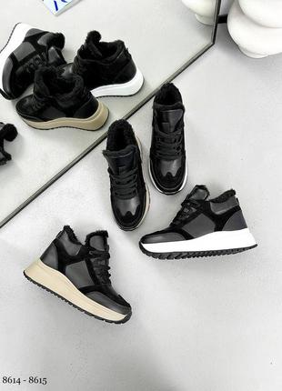 Женские кроссовки на меху