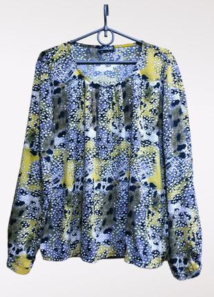 Красивая блузка