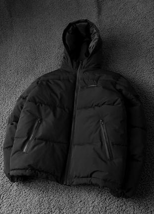 Чорна чоловіча тепла демісезонна куртка пуховик7 фото