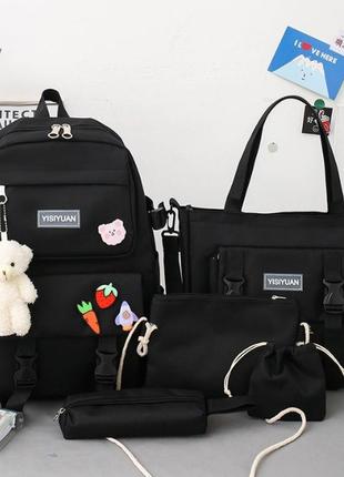 Жіночий рюкзак комплект в чорному кольорі пенал сумка брелок значки дитячий набір1 фото