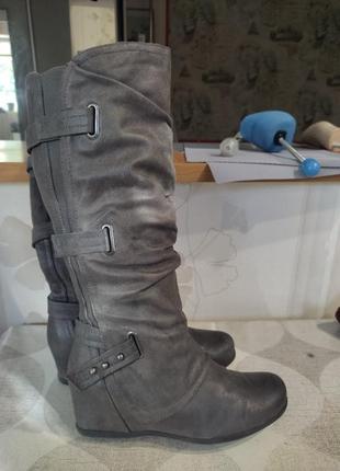 Чоботи 37.5