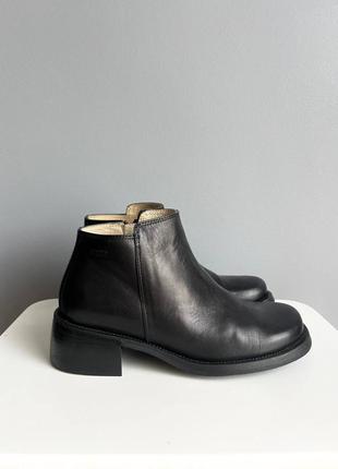 Ботинки сапоги ботильоны кожаные натуральные круглый носок на молнии vagabond2 фото
