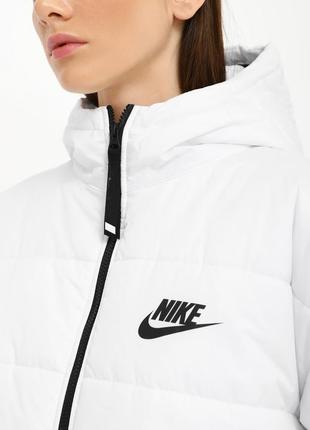 Жіноча зимова куртка nike4 фото